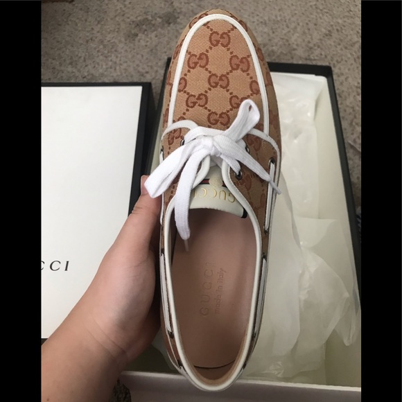 gucci gg canvas boat shoe - Picture 2 of 9